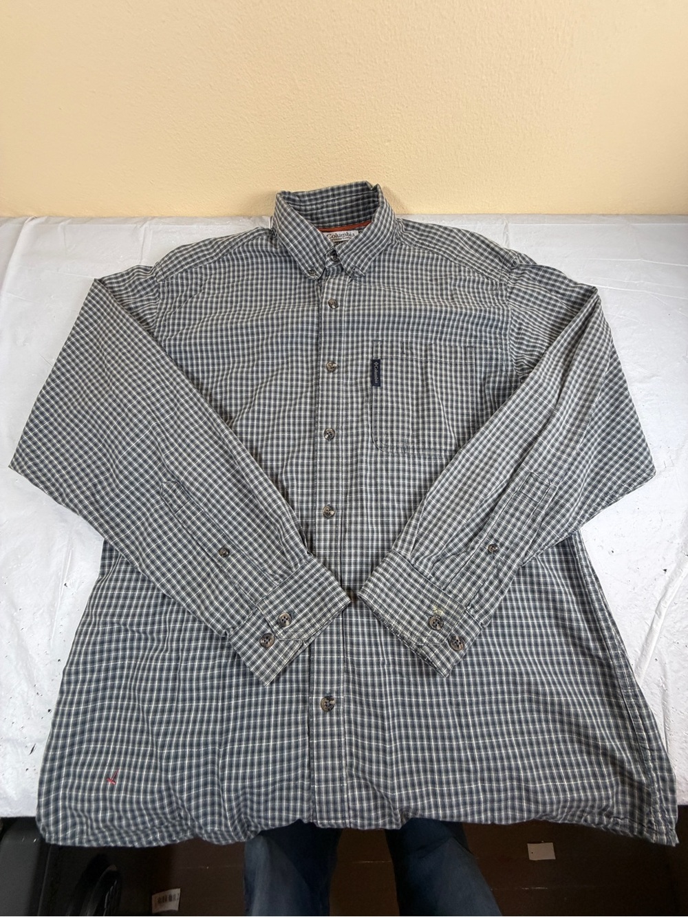 Columbia Men's Gray and White Checked Button-Down Shirt